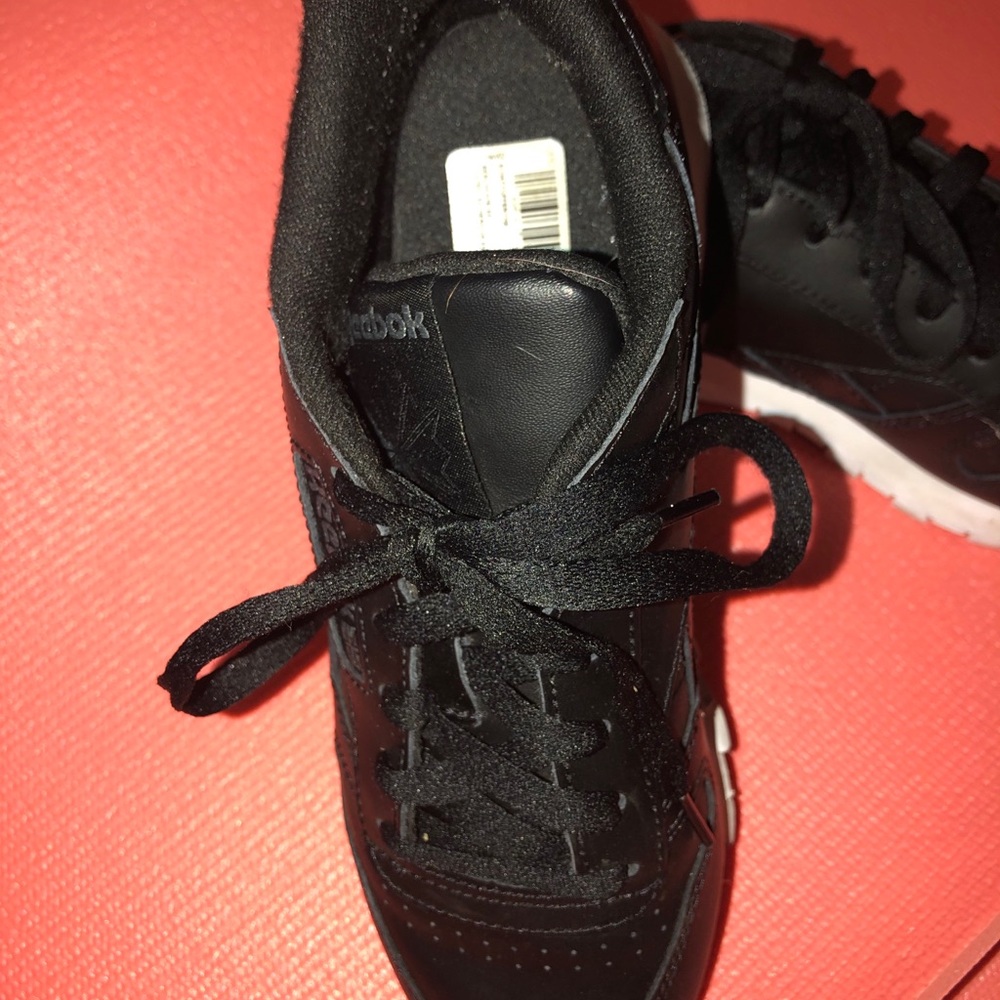 Black casual Reebok sneakers